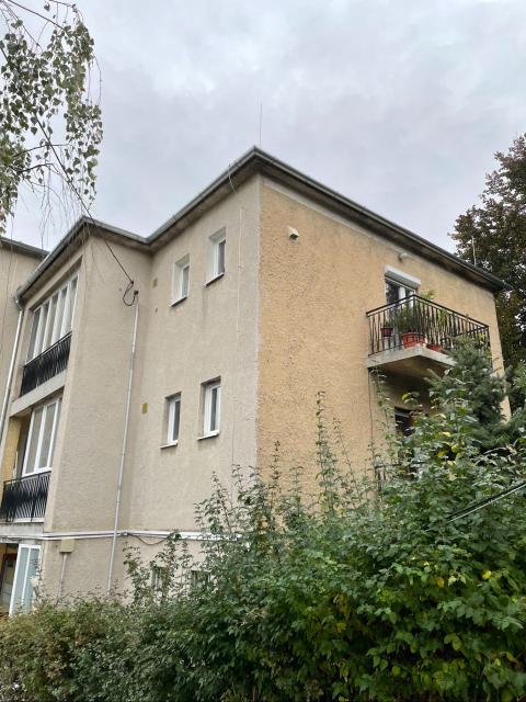 Társasház, Budapest Hegyalja út